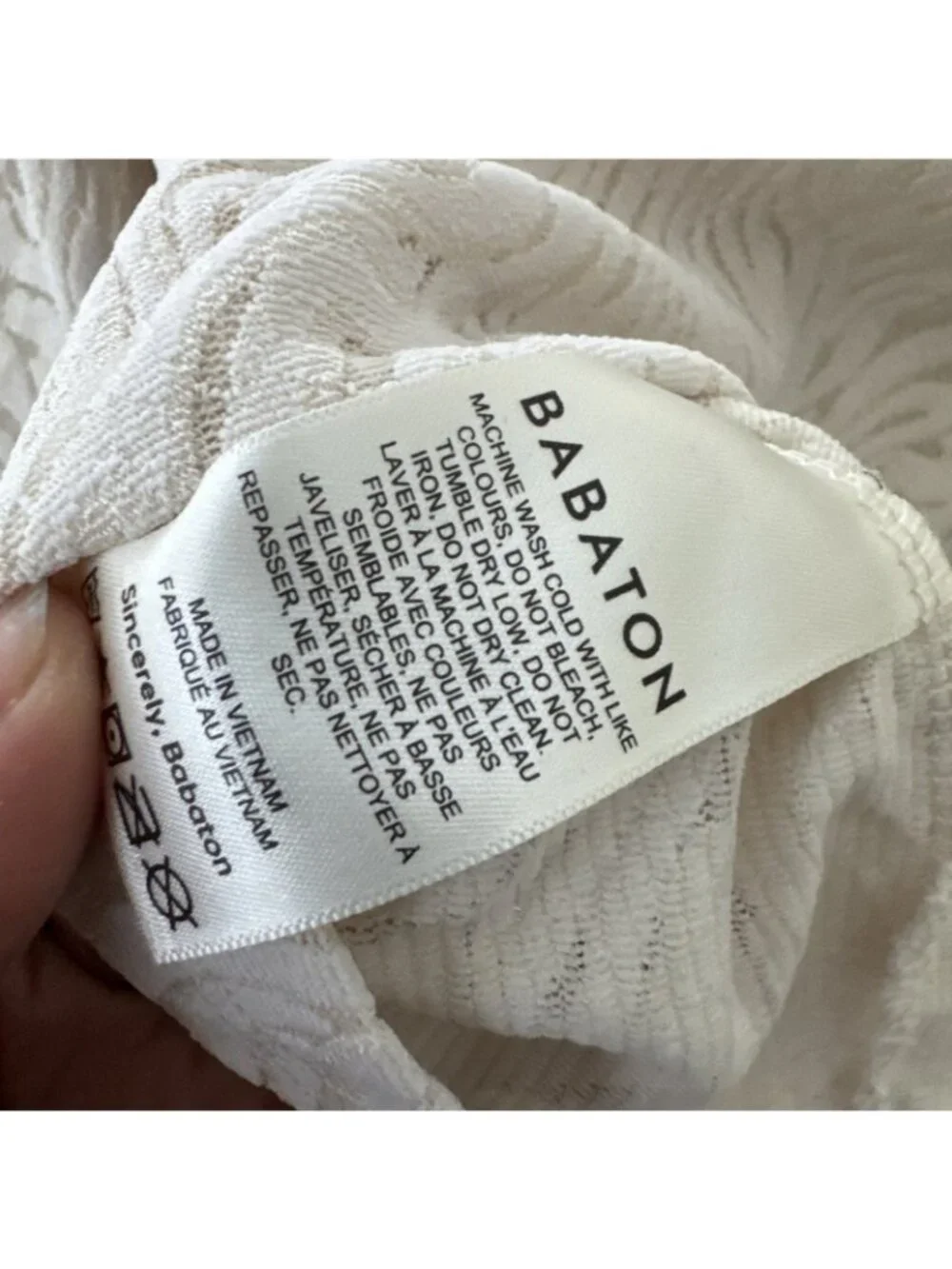 Babaton‎ Aritzia Shapelace Mock Neck Top Womens XL Ivory Cropped Long Sleeve